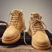 真皮马丁靴男款春秋季2025新款高帮男士厚底中帮踢不烂工装大黄靴